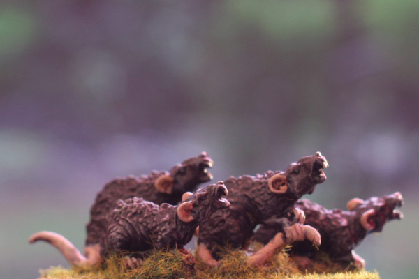 figurine rat